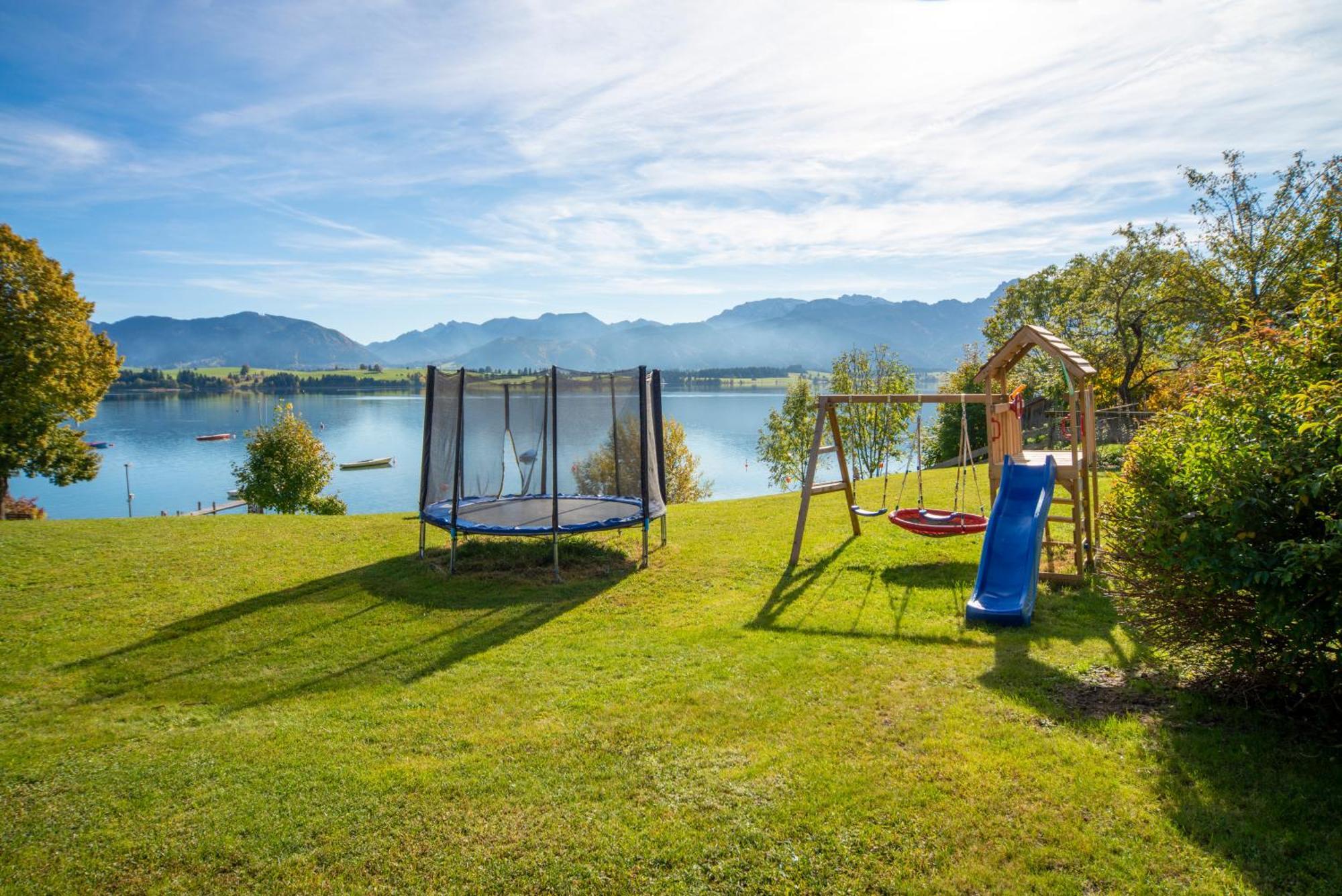 Seehotel und Appartements Schnöller Rieden Exterior foto