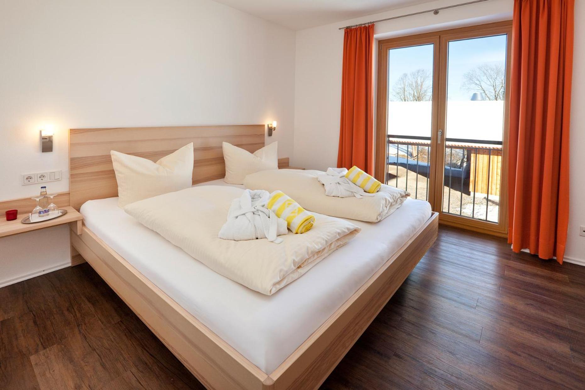 Seehotel und Appartements Schnöller Rieden Exterior foto