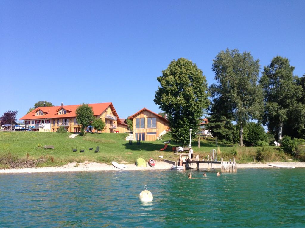 Seehotel und Appartements Schnöller Rieden Exterior foto